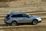 Subaru Outback 2.5i Lineartronic Executive Plus Turismo familiar Exterior Lateral 5 puertas