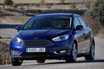 Ford Focus 1.6 TDCi 114 CV Titanium Turismo Deep Impact Blue Exterior Frontal-Lateral 5 puertas
