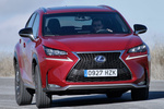 Lexus NX NX 300h F Sport Todo terreno Rojo Cerise Exterior Frontal 5 puertas
