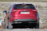 Lexus NX NX 300h F Sport Todo terreno Rojo Cerise Exterior Posterior 5 puertas