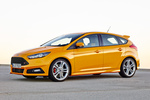 Ford Focus ST ST Turismo Tangerine Scream Exterior Lateral-Frontal 5 puertas