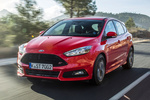 Ford Focus ST ST Turismo Rojo Race Exterior Lateral-Frontal 5 puertas