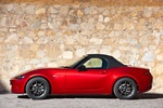 Mazda MX-5 Gama MX-5 (versi&oacute;n con volante a la derecha) Gama MX-5 (versi&oacute;n con volante a la derecha) Descapotable Exterior Lateral 2 puertas