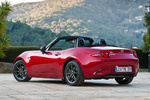 Mazda MX-5 Gama MX-5 (versi&oacute;n con volante a la derecha) Gama MX-5 (versi&oacute;n con volante a la derecha) Descapotable Exterior Lateral-Posterior 2 puertas