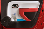 Renault Twingo SCe 70 Zen Turismo Rojo Deseo Interior Puerta 5 puertas