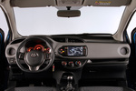 Toyota Yaris 90D Active Turismo Interior Salpicadero 5 puertas