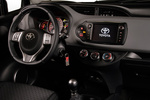 Toyota Yaris 90D Active Turismo Interior Salpicadero 5 puertas