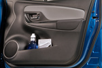 Toyota Yaris 90D Active Turismo Interior Puerta 5 puertas