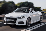 Audi TT 2.0 TDI 184 CV S line Descapotable Blanco Glaciar Exterior Lateral-Frontal 2 puertas