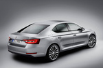 Skoda Superb Gama Superb Style Turismo Exterior Posterior-Lateral 5 puertas