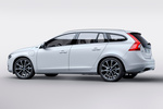 Volvo V60 V60 D5 Plug-in Hybrid V60 D5 Plug-in Hybrid Turismo familiar Crystal White Metallic  Exterior Lateral-Posterior 5 puertas