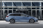 Toyota Auris Touring Sports Hybrid Gama Auris Touring Sports Turismo familiar Azul Denim Exterior Lateral 5 puertas