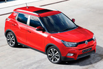 SsangYong Tivoli Gama Tivoli Limited Todo terreno Flaming Red Exterior Cenital-Lateral-Frontal 5 puertas