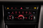 SEAT León TDI 4Drive X-PERIENCE Turismo familiar Marrón Adventure Interior Mandos Sistemas Ventilación 5 puertas