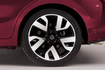 Nissan Pulsar 1.6 DIG-T 160 CV Tekna Turismo Exterior Llanta 5 puertas