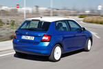 Skoda Fabia 1.2 TSI 110 DSG Style Turismo Azul Race Metalizado Exterior Lateral-Posterior 5 puertas