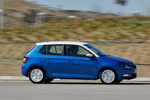 Skoda Fabia 1.2 TSI 110 DSG Style Turismo Azul Race Metalizado Exterior Lateral 5 puertas