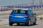 Skoda Fabia 1.2 TSI 110 DSG Style Turismo Azul Race Metalizado Exterior Lateral-Posterior 5 puertas