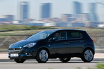 Opel Corsa 1.4 Turbo 100 CV Excellence Turismo Verde Esmeralda Exterior Lateral-Frontal 5 puertas