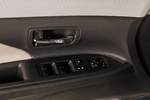 Mitsubishi Outlander Outlander PHEV Outlander PHEV Todo terreno Interior Mandos elevalunas 5 puertas
