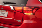 Mitsubishi Outlander Versi&oacute;n para EE.UU. Versi&oacute;n para EE.UU. Todo terreno Exterior Pilotos 5 puertas