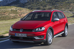 Volkswagen Golf 2.0 TDI CR 150 CV 4MOTION Gama Alltrack Turismo familiar Exterior Lateral-Frontal 5 puertas