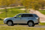 Mitsubishi Outlander Outlander PHEV Outlander PHEV Todo terreno Gris Titanium Exterior Lateral 5 puertas