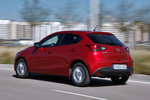 Mazda Mazda2 1.5 Gasolina 75 CV Style+ Turismo Red Soul Exterior Lateral-Posterior 5 puertas