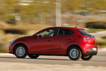 Mazda Mazda2 1.5 Gasolina 75 CV Style+ Turismo Red Soul Exterior Lateral 5 puertas