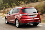 Ford S-MAX 2.0 TDCi 180 CV Titanium Monovolumen Rojo Rub&iacute; Exterior Lateral-Posterior 5 puertas