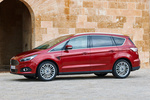 Ford S-MAX 2.0 TDCi 180 CV Titanium Monovolumen Rojo Rub&iacute; Exterior Lateral 5 puertas