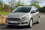 Ford S-MAX 2.0 EcoBoost 240 CV Titanium Monovolumen Metalicioso Exterior Frontal-Lateral 5 puertas