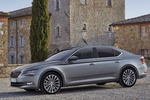 Skoda Superb Gama Superb Style Turismo Exterior Frontal-Lateral 5 puertas