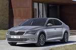 Skoda Superb Gama Superb Style Turismo Exterior Lateral-Frontal 5 puertas