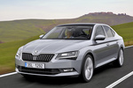 Skoda Superb Gama Superb Style Turismo Exterior Lateral-Frontal 5 puertas