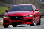 Jaguar XE V6 340 CV S Turismo Italian Racing Red Exterior Frontal 4 puertas