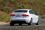 Jaguar XE V6 340 CV S Turismo Polaris White Exterior Posterior 4 puertas