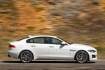 Jaguar XE V6 340 CV S Turismo Polaris White Exterior Lateral 4 puertas