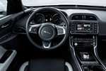 Jaguar XE V6 340 CV S Turismo Interior Salpicadero 4 puertas