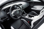 Jaguar XE V6 340 CV S Turismo Interior Salpicadero 4 puertas