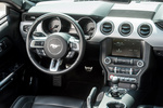 Ford Mustang 2.3 Ecoboost 317 CV Gama Mustang Fastback Coup&eacute; Interior Salpicadero 2 puertas