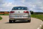 Volkswagen Passat 1.4 TSI ACT BMT 150 CV Advance Turismo Plata Tungsteno metalizado Exterior Posterior-Lateral 4 puertas