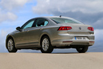 Volkswagen Passat 1.4 TSI ACT BMT 150 CV Advance Turismo Plata Tungsteno metalizado Exterior Lateral-Posterior 4 puertas