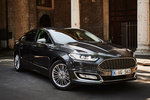 Ford Mondeo Vignale Vignale Turismo Vignale Nocciola Exterior Frontal-Lateral 4 puertas