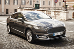 Ford Mondeo Vignale Vignale Turismo Vignale Nocciola Exterior Lateral-Frontal 4 puertas