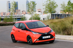 Toyota Aygo 1.0 VVT-i 69 CV x-shift x-cite Turismo x-naranja Exterior Lateral-Frontal 5 puertas