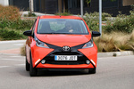 Toyota Aygo 1.0 VVT-i 69 CV x-shift x-cite Turismo x-naranja Exterior Frontal 5 puertas