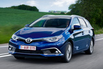 Toyota Auris Gama Auris Touring Sports Gama Auris Touring Sports Turismo familiar Exterior Lateral-Frontal 5 puertas