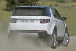 Land Rover Discovery Sport 2.2 SD4 190 CV Aut. HSE Luxury 7 asientos Todo terreno Fuji White Exterior Lateral-Posterior 5 puertas