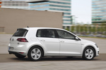Volkswagen Golf 1.0 TSI 115 CV Gama Golf Turismo Blanco Puro Exterior Lateral 5 puertas